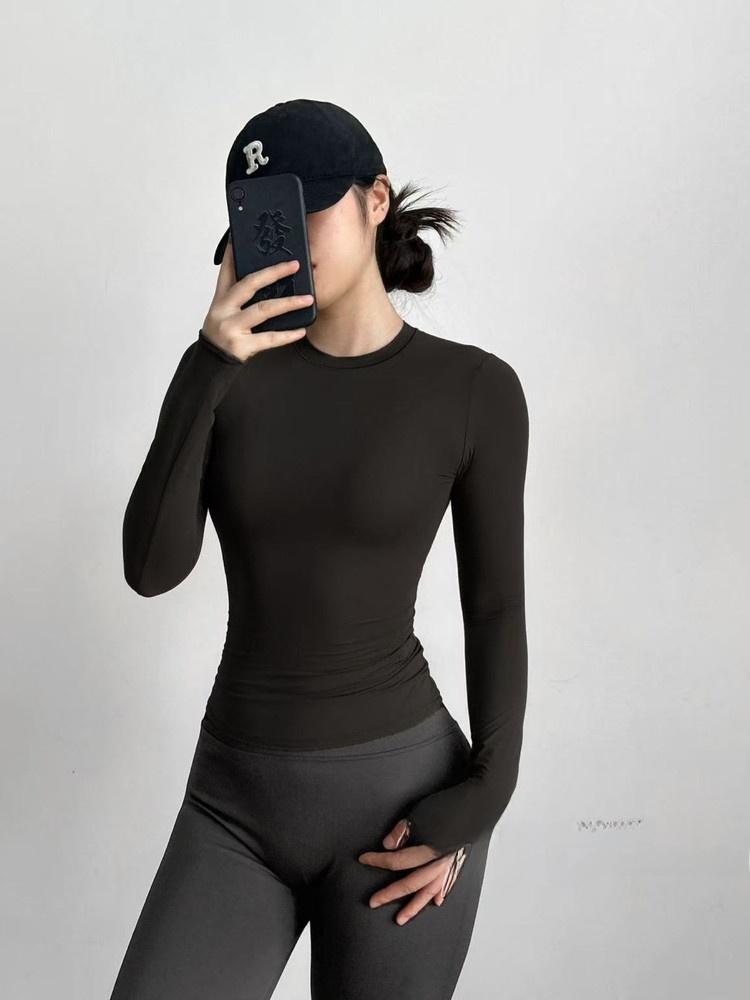 Yoga Fitness Girl - Slim Fit Langarm Yoga Fitness T-Shirt